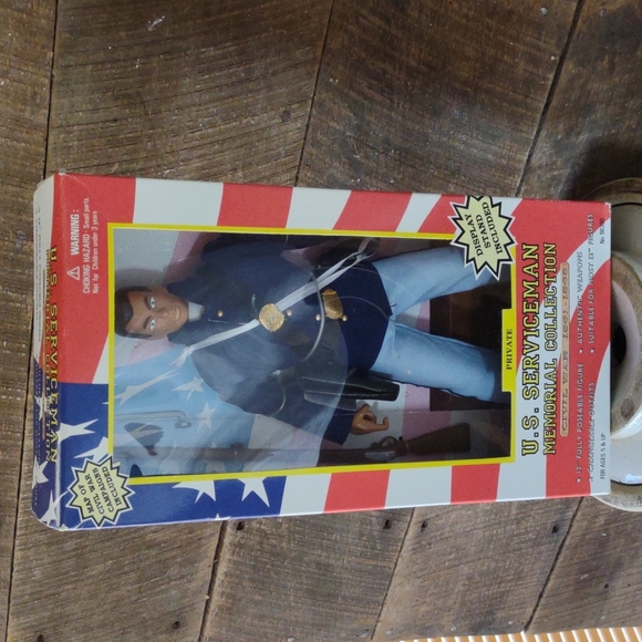 New Vintage 1996 U.S. Serviceman Memorial Collection Private Civil War Figure - Picture 8 of 8